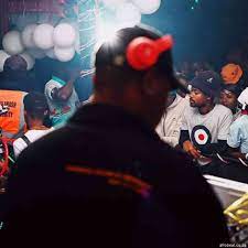 Vigro Deep – Sgubu ft. Sax