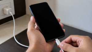 Why Does My Phone Screen Suddenly Go Black When I Plug in the Charger?